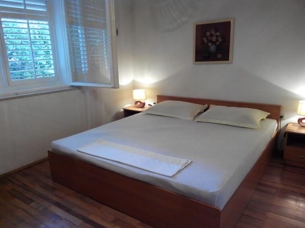 Daniela Apartment Makarska Exterior photo